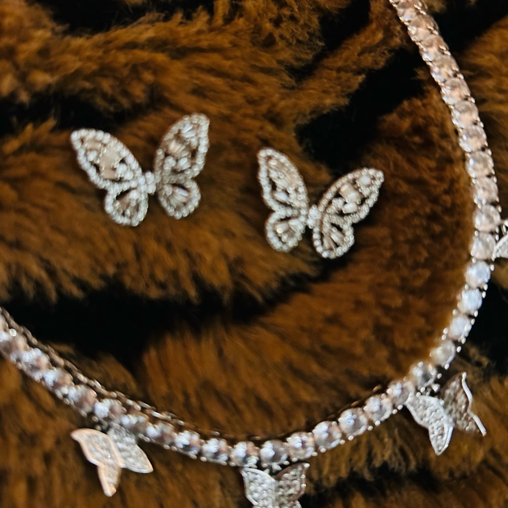 Elegant Silver Butterfly Jewelry Set